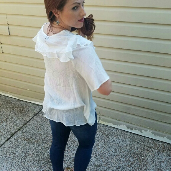 Ivory Ruffle Top - Picture 4 of 4